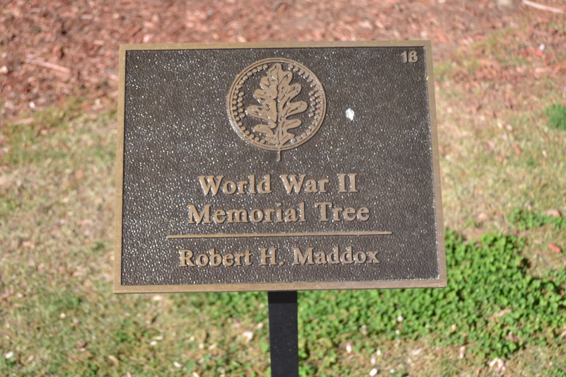 File:Robert H. Maddox Plaque.JPG